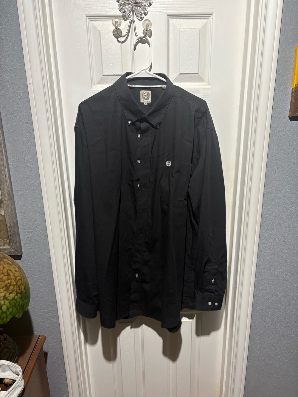 Cinch Black Western Shirt with Embroidered Crest